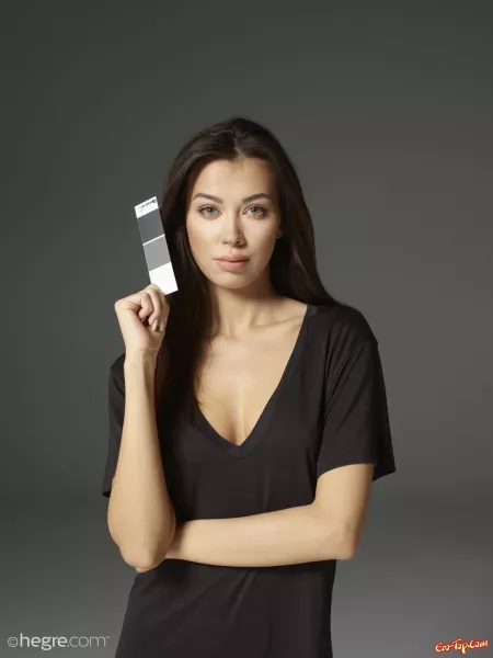 Анжелика Ваховская: Соблазнительная эротическая фотосессия