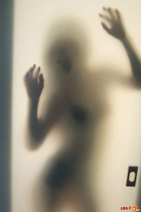 Алекс Тифони: эротическая сессия красоты